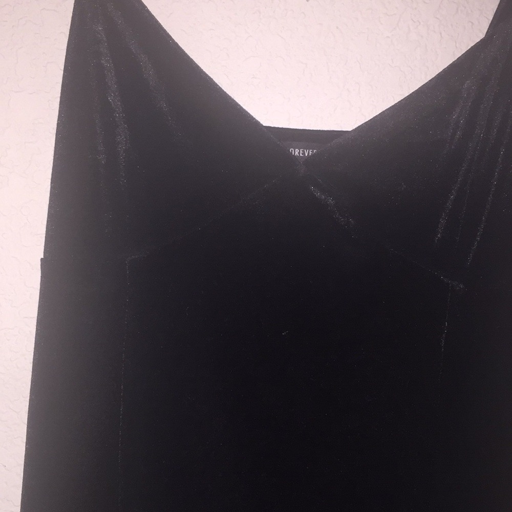Velvet black dress - Picture 4 of 4